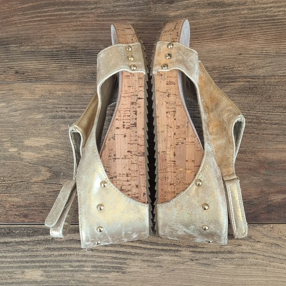 Pierre Dumas Cork Wedge Metallic Gold Slingback Sandals 10M         AB111